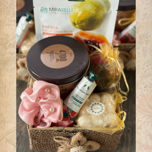 Rakhi Hamper for Sister